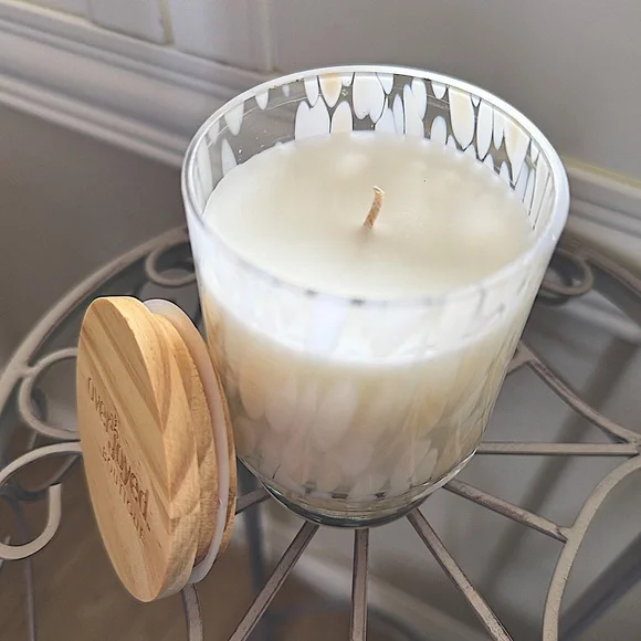 Glass Candle โ Citrus Grove - 8 Oz, Overjoyed Boutique - Picture 2 of 12